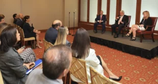 Mulino se enfrenta a listas discriminatorias en defensa de Panamá
