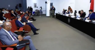 Universitarios plantean su posición frente a las reformas de la CSS