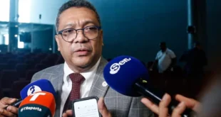 Dino Mon, Director de CSS, advierte: médicos en huelga deberán autofinanciar su protesta