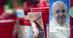 Papa Francisco desarrolla neumonía bilateral en medio de su hospitalización en Roma