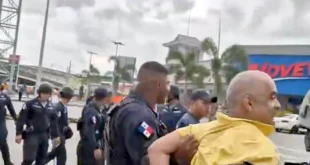 Enfrentamiento entre docentes y obreros con la Policía Nacional en Colón: detienen a dirigente magisterial