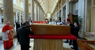 El papa Francisco descansa en la Basílica de Santa María la Mayor tras un multitudinario funeral