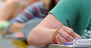 Escribir a mano potencia el aprendizaje y activa más regiones cerebrales, según estudio