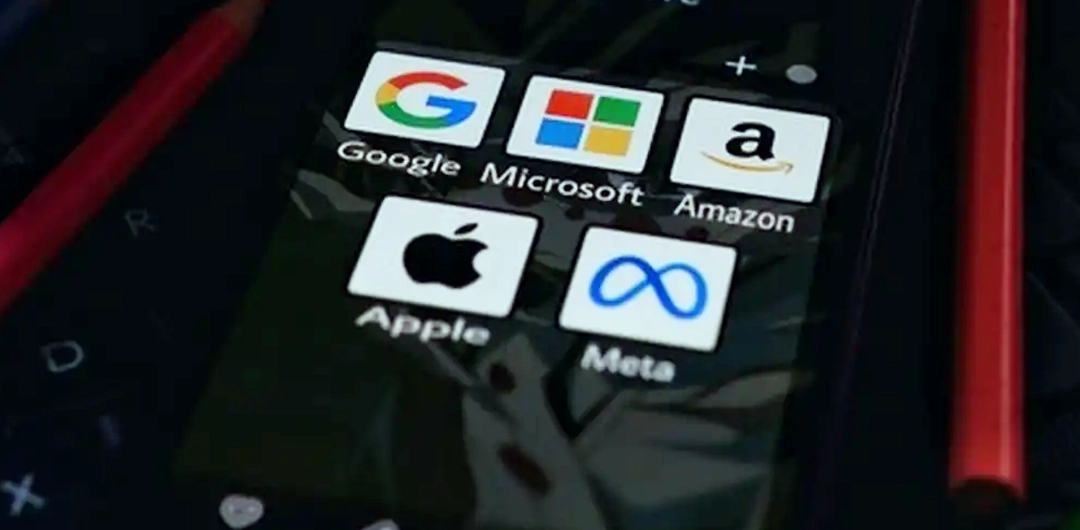 La UE Multa a Apple y Meta por 700 Millones de Euros: ¿Un Nuevo ...