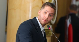 Mayer Mizrachi: “Aquí nadie gobierna desde un escritorio”; en su primer año de gestión