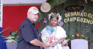 Programa "Mi Primera Luminaria" lleva energía solar a escuela en Coclé