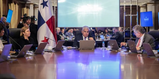 Gobierno impulsa reforma a la Ley de Carrera Administrativa para profesionalizar el servicio público