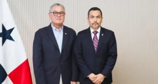 Contralor Flores defiende auditorías y niega disputa con el procurador Gómez