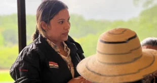 "Los votos se buscan uno a uno y las elecciones se ganan en las urnas” — Jesenka Espinosa