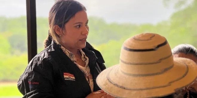"Los votos se buscan uno a uno y las elecciones se ganan en las urnas” — Jesenka Espinosa