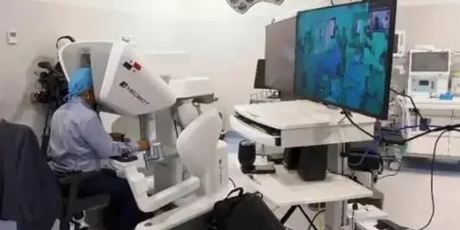 Panamá revoluciona la medicina con su primera telecirugía robótica