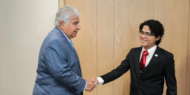 Roderick Agudelo: Primer 'Presidente de la República Estudiantil' de Panamá