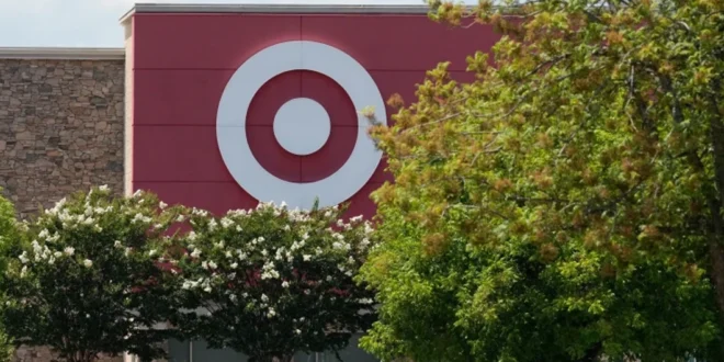 Target Anuncia Recortes de Personal en Oficinas Corporativas para Revitalizar Ventas