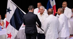 Colón Celebra el 5 de Noviembre con Mulino: Homenaje a la Gesta Heroica y Compromiso con la Provincia