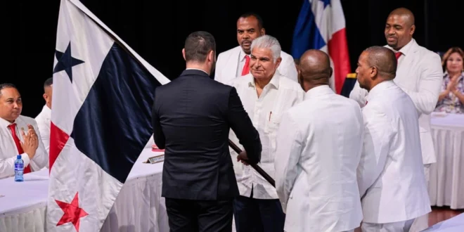 Colón Celebra el 5 de Noviembre con Mulino: Homenaje a la Gesta Heroica y Compromiso con la Provincia