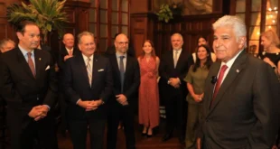 Panamá Lidera el Debate Regional por la Democracia con el Respaldo de Mulino a Foro Internacional