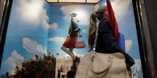 Fiscalía italiana investiga a 13 firmas de moda por presunto abuso laboral