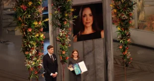 María Corina Machado Recibe Nobel de la Paz 2025: Su Hija Asiste en su Lugar a Oslo