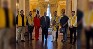 Presidente Mulino y Primera Dama Reciben a Elizabeth, Inspiración de la Teletón 20-30