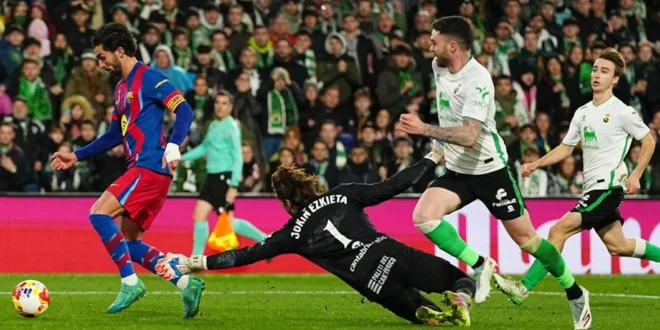 El FC Barcelona no se deja sorprender: Victoria sufrida en El Sardinero para sellar el pase a cuartos