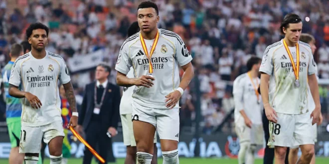 Tensión total: El gesto de Mbappé y el "plantón" del Real Madrid en la Supercopa encienden la polémica