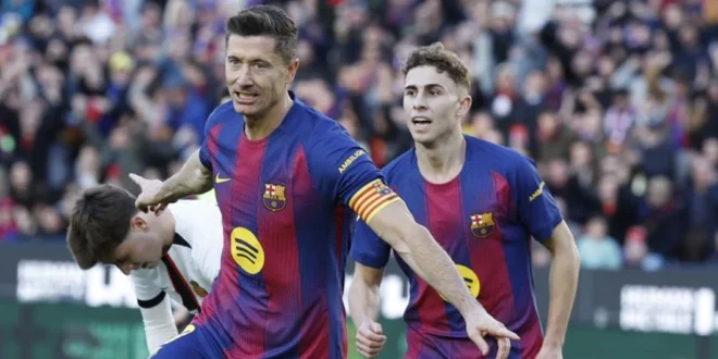 Jugadores del FC Barcelona celebrando la victoria en el Spotify Camp Nou