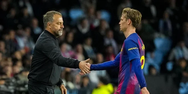 Frenkie de Jong y Hansi Flick