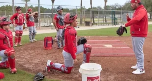 Juan Rujano receptor panameño entrenando en el Spring Training de los Cardenales de San Luis