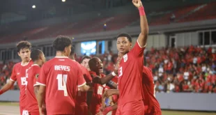 Jugadores de la selección de Panamá Sub-17 celebrando la clasificación al mundial en el Estadio Rommel Fernández.