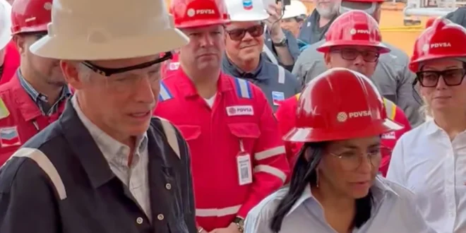 Wright y Rodríguez visitaron las instalaciones de la empresa mixta Petro Independencia, ubicada en Morichal, en el sur del estado Monagas, dentro de la Faja Petrolífera del Orinoco
