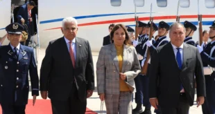 Presidente José Raúl Mulino y comitiva oficial en su llegada a Chile