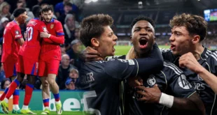 Jugadores del Real Madrid y PSG celebrando la clasificación