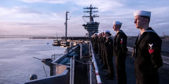 Portaaviones USS Nimitz anclado en aguas panameñas para el ejercicio Mares del Sur 2026