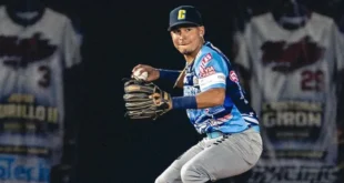Acción de juego en el Campeonato Nacional de Béisbol Mayor 2026