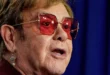 Elton John durante su discurso en los premios Ivor Novello en Londres advirtiendo sobre la inteligencia artificial