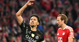 Marquinhos celebrando la clasificación a la final de la Champions League en el Allianz Arena