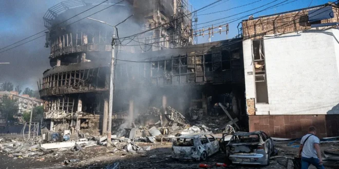Vista de Kiev bajo alerta de seguridad por amenazas de bombardeos rusos