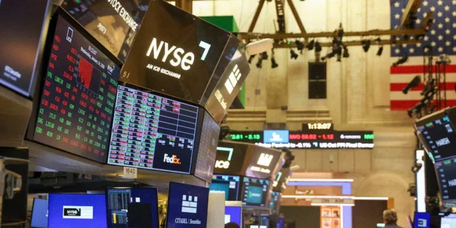 Volatilidad en Wall Street por IA y factores geopolíticos