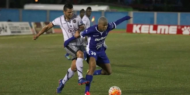 Inicio del Torneo Clausura LPF: Árabe Unido vs Plaza Amador