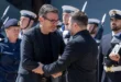 Primer ministro Andy Burnham junto al presidente Volodimir Zelenski en una base naval