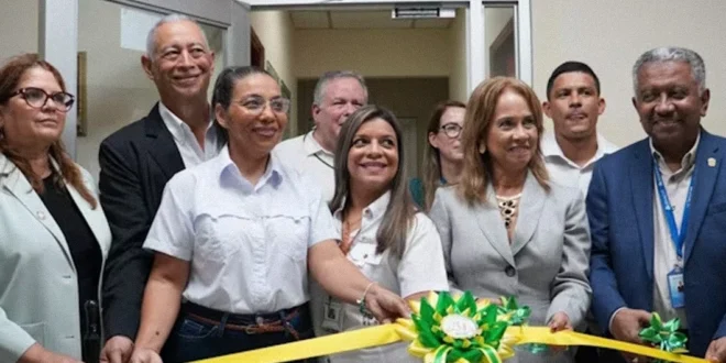 Inauguración oficial del laboratorio de entomología del IDIAP con autoridades agropecuarias