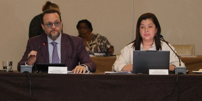 Ministro del MICI Julio Moltó durante la reunión del CNFCP en Panamá