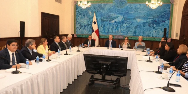 Reforma a la Ley 6 de Energía en Panamá liderada por Juan Carlos Orillac
