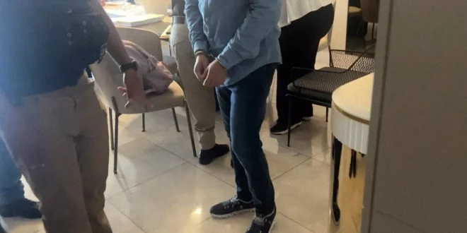 Aprehensión de Publio De Gracia por presunto enriquecimiento injustificado