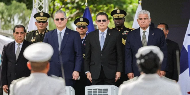 Graduación de 774 nuevos agentes de seguridad en Panamá y directrices presidenciales