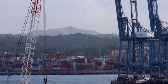 Cierre de operaciones de Serviestiba y transición laboral en Panamá