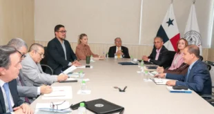 Reunión de la comisión interinstitucional en la Contraloría General de la República de Panamá