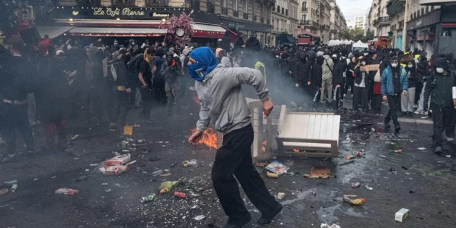 Toques de queda en Francia por disturbios
