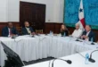 El ministro Juan Carlos Orillac en reunión con diputados de la Asamblea Nacional discutiendo la reforma de APP.
